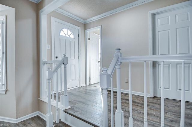 4072 Thomas Jefferson DR, Virginia Beach, VA 23452