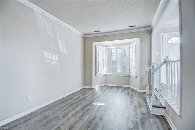 4072 Thomas Jefferson DR, Virginia Beach, VA 23452