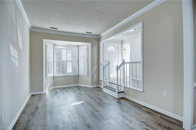 4072 Thomas Jefferson DR, Virginia Beach, VA 23452