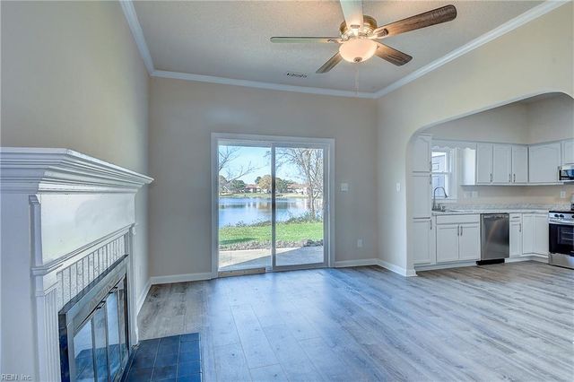 4072 Thomas Jefferson DR, Virginia Beach, VA 23452