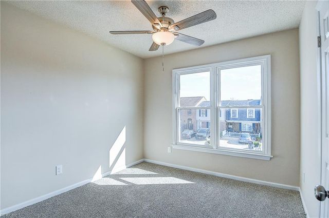 4072 Thomas Jefferson DR, Virginia Beach, VA 23452