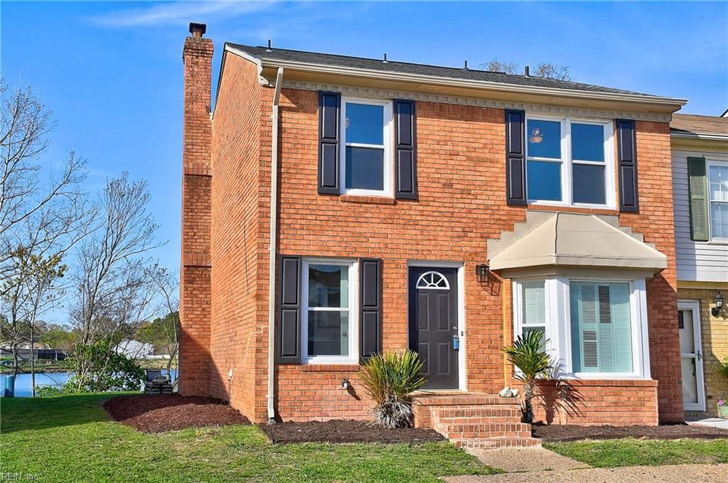 4072 Thomas Jefferson DR, Virginia Beach, VA 23452