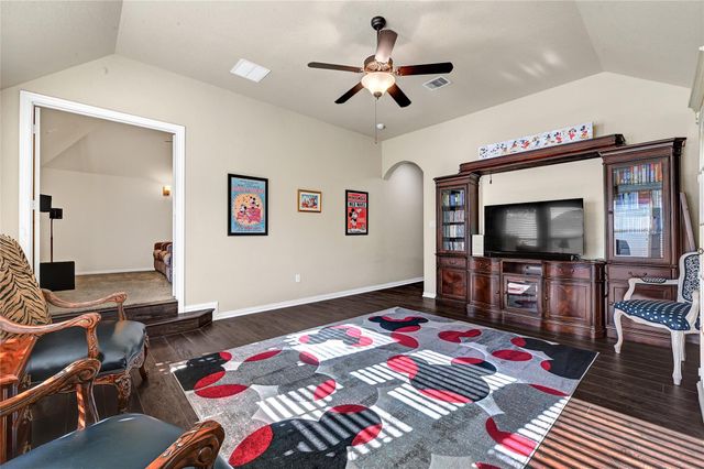 1110 Parkers Creek Lane, Friendswood, TX 77546