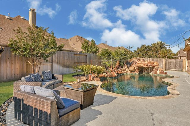 1110 Parkers Creek Lane, Friendswood, TX 77546