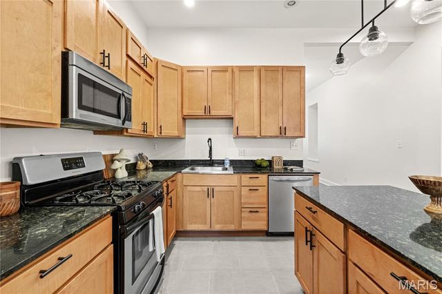 2847 Wyoming Street, St Louis, MO 63118