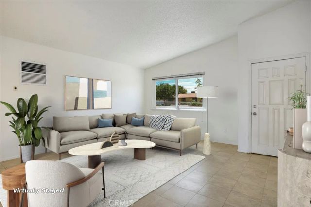 10133 E Avenue R8 Avenue, Littlerock, CA 93543