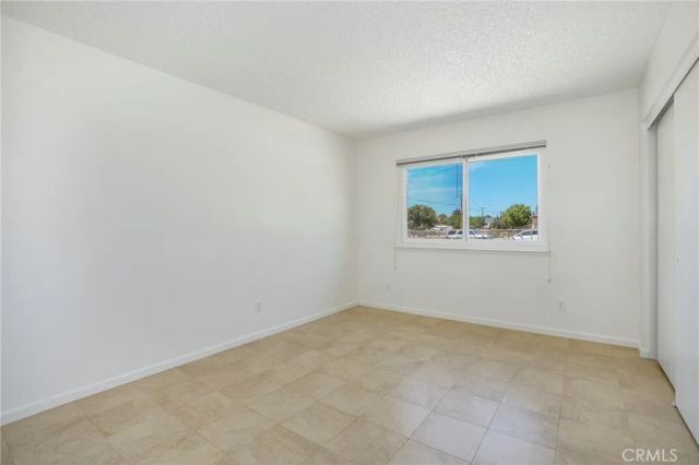 10133 E Avenue R8 Avenue, Littlerock, CA 93543