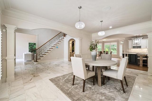 392 Lum Crowe Road, Roswell, GA 30075