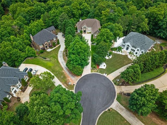 392 Lum Crowe Road, Roswell, GA 30075