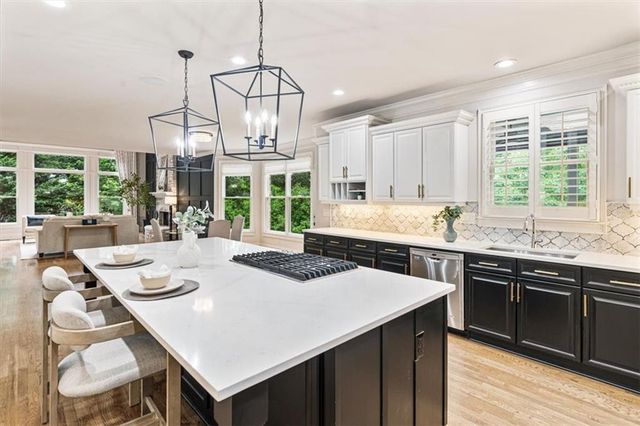 392 Lum Crowe Road, Roswell, GA 30075