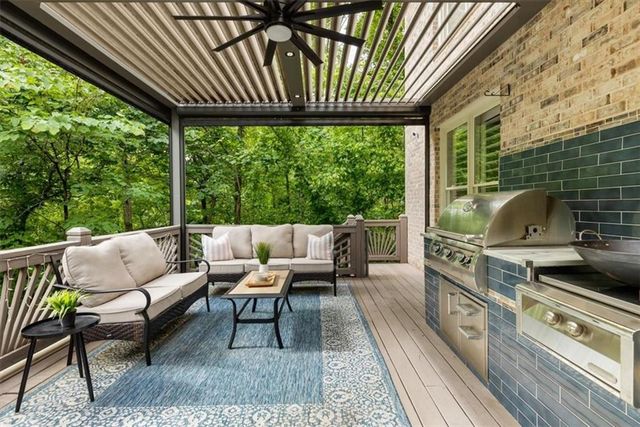 392 Lum Crowe Road, Roswell, GA 30075