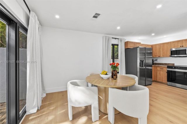 21216 Harbor Way 158-15, Aventura, FL 33180