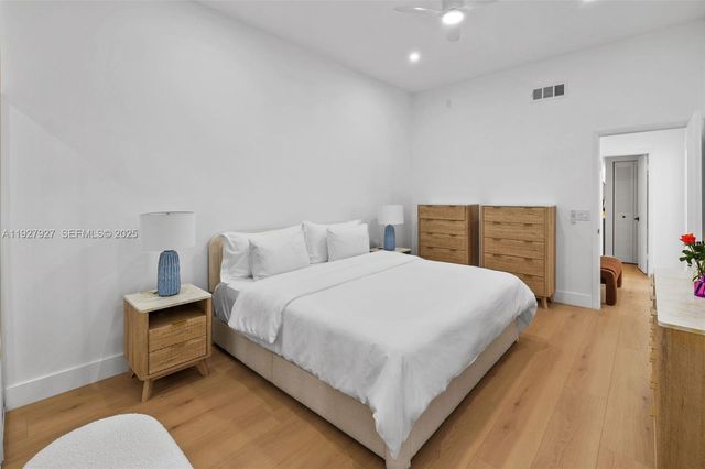 21216 Harbor Way 158-15, Aventura, FL 33180