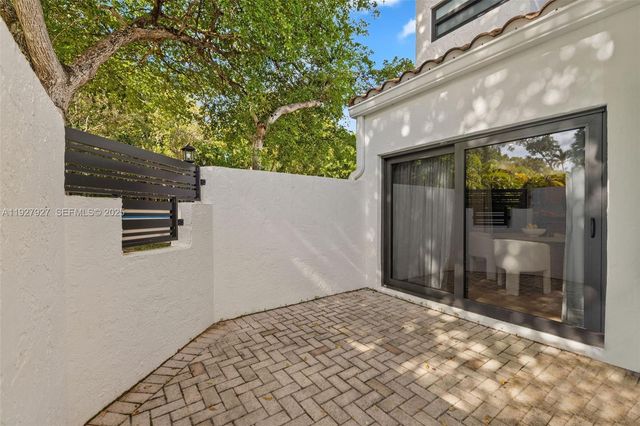 21216 Harbor Way 158-15, Aventura, FL 33180