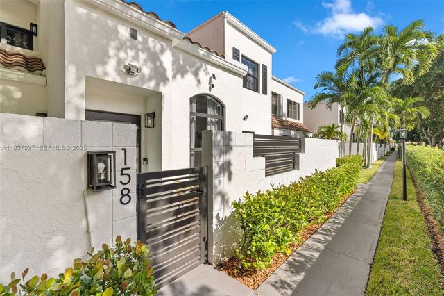 21216 Harbor Way 158-15, Aventura, FL 33180