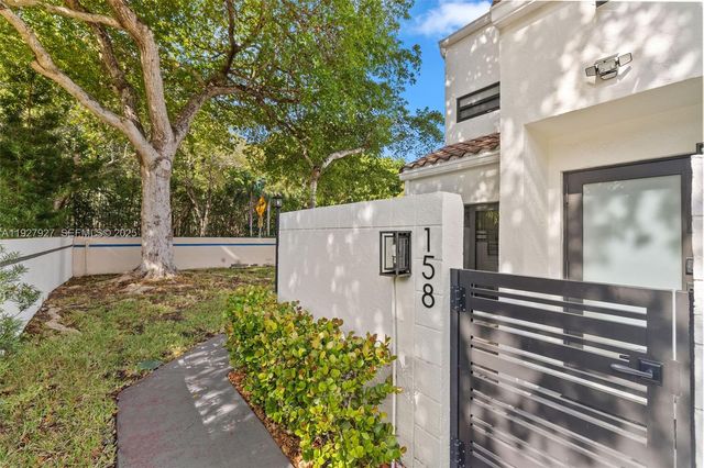 21216 Harbor Way 158-15, Aventura, FL 33180