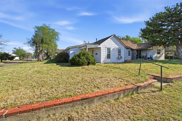 224 Texas Avenue, Woodward, OK 73801