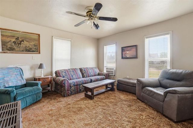 224 Texas Avenue, Woodward, OK 73801