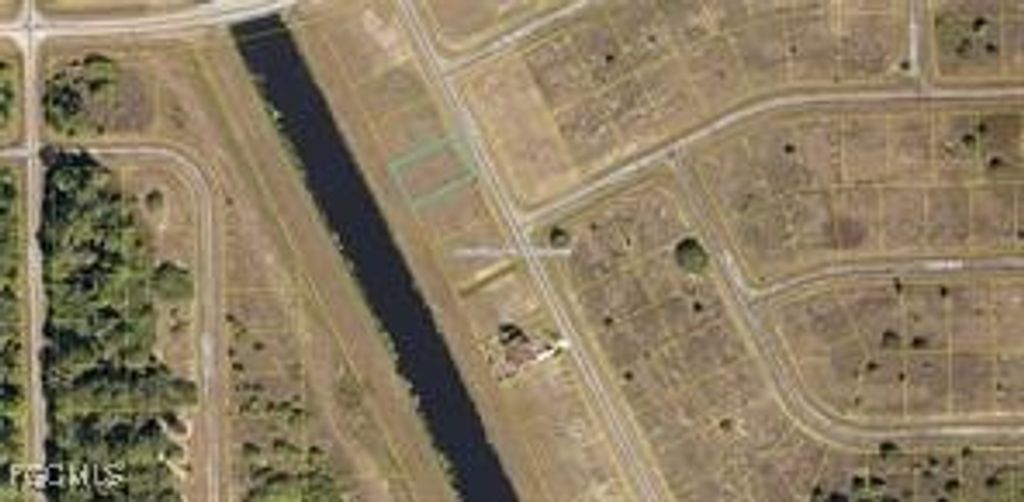 607 Raleigh DR, Labelle, FL 33935