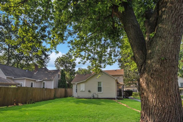 405 Institute Street, Valparaiso, IN 46383