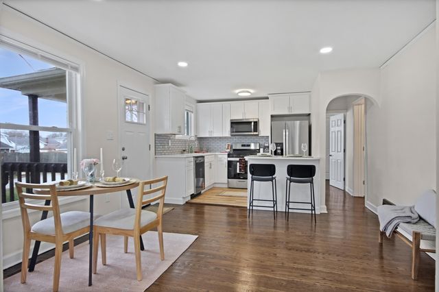 405 Institute Street, Valparaiso, IN 46383