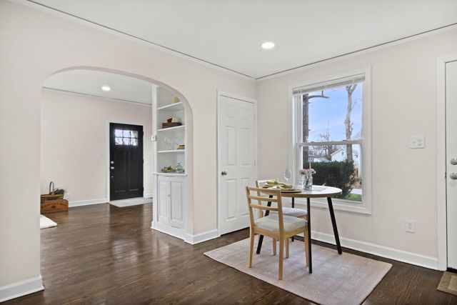 405 Institute Street, Valparaiso, IN 46383