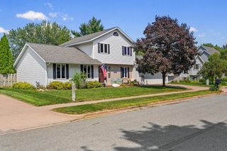 949 Westview Circle DRIVE, Onalaska, WI 54650