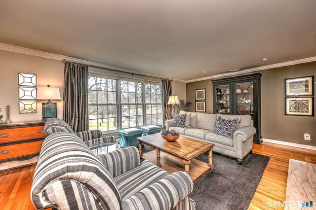 195 Margaret Lane, Orange, CT 06477