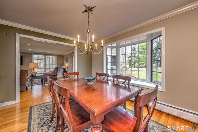 195 Margaret Lane, Orange, CT 06477