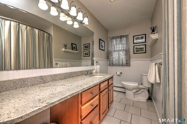 195 Margaret Lane, Orange, CT 06477