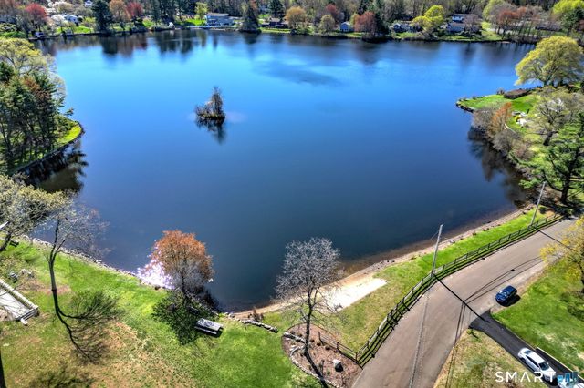 195 Margaret Lane, Orange, CT 06477