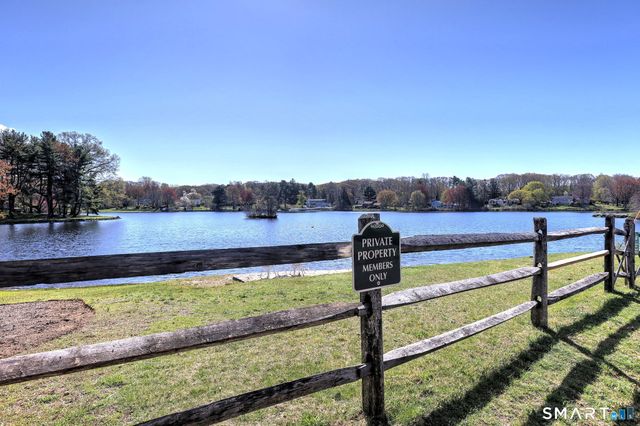 195 Margaret Lane, Orange, CT 06477