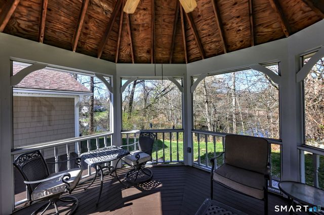 195 Margaret Lane, Orange, CT 06477