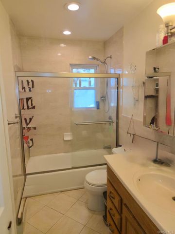 131 Ethel Street, Valley Stream, NY 11580