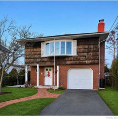 131 Ethel Street, Valley Stream, NY 11580