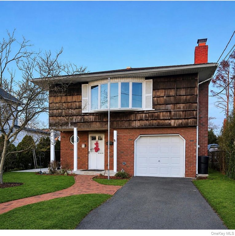 131 Ethel Street, Valley Stream, NY 11580