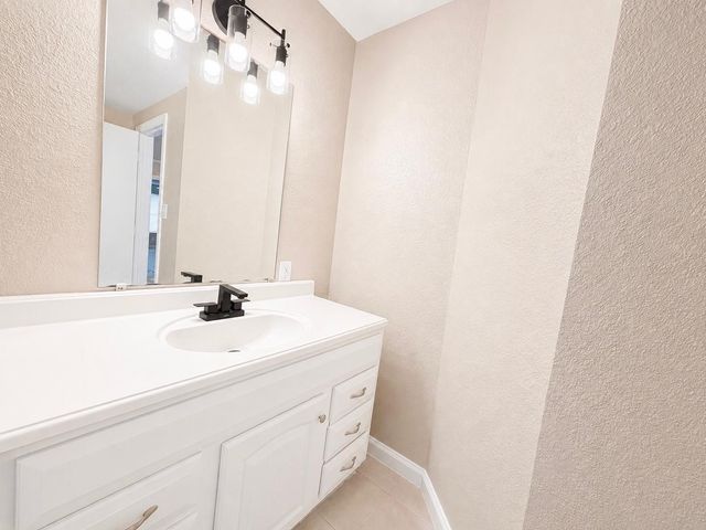 7902 Bowen Street, Houston, TX 77051