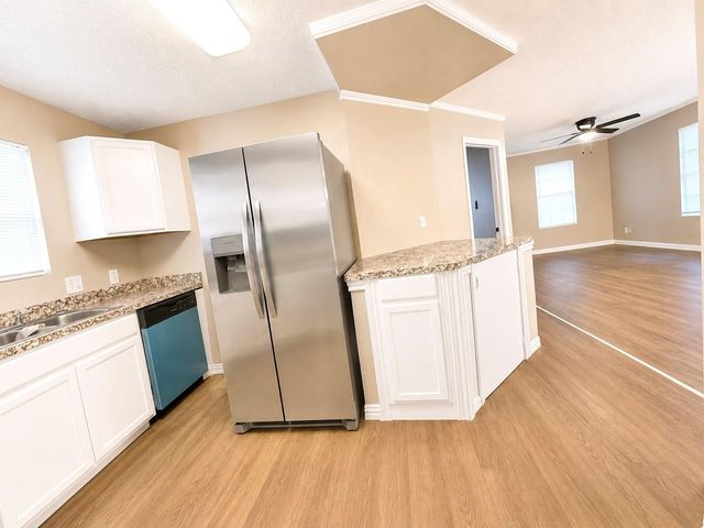 7902 Bowen Street, Houston, TX 77051