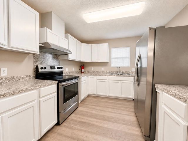7902 Bowen Street, Houston, TX 77051