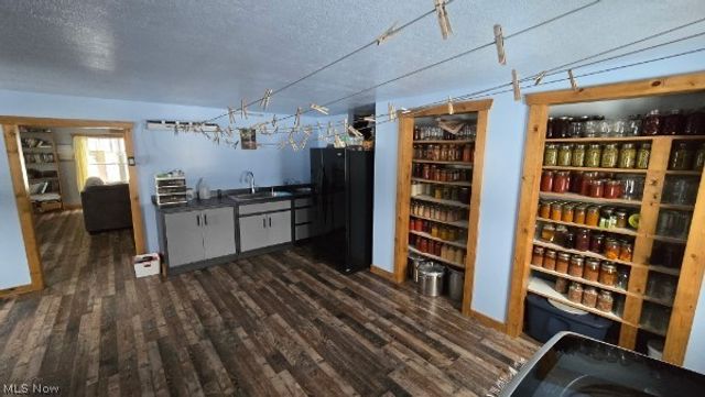 4194 Helsley Fusselman Road, Southington, OH 44470