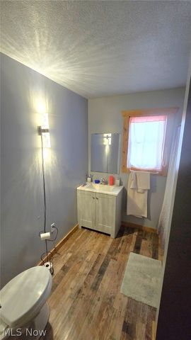 4194 Helsley Fusselman Road, Southington, OH 44470