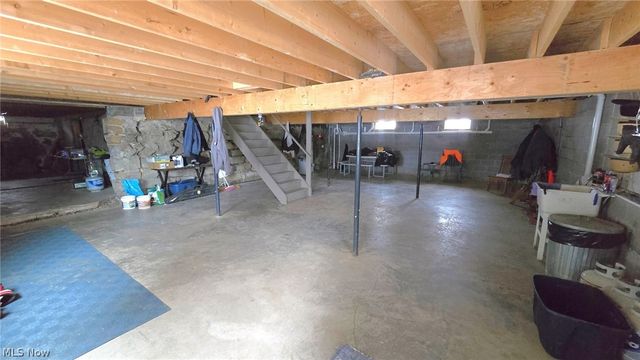 4194 Helsley Fusselman Road, Southington, OH 44470