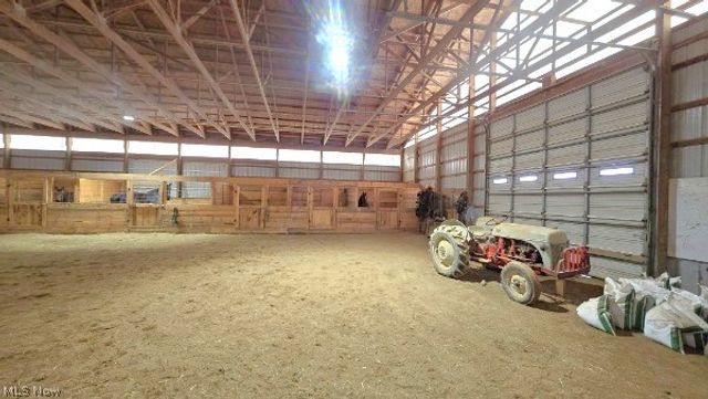 4194 Helsley Fusselman Road, Southington, OH 44470