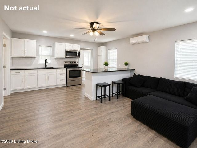 720 Gagel Ave, Louisville, KY 40216