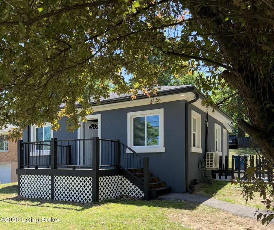 720 Gagel Ave, Louisville, KY 40216