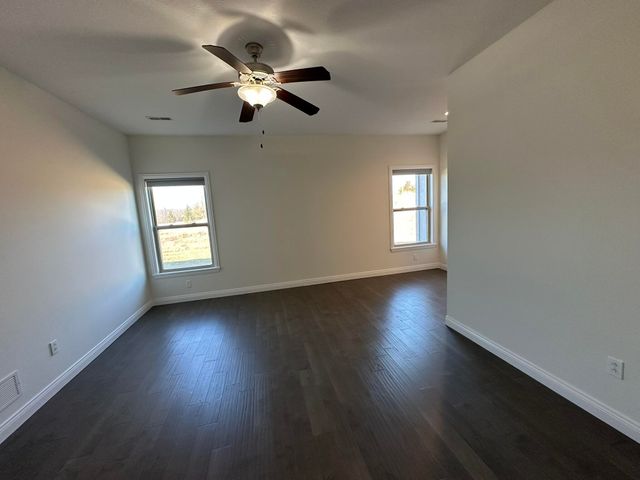 5313 OAKVILLE RANCH DR, Columbia, MO 65201