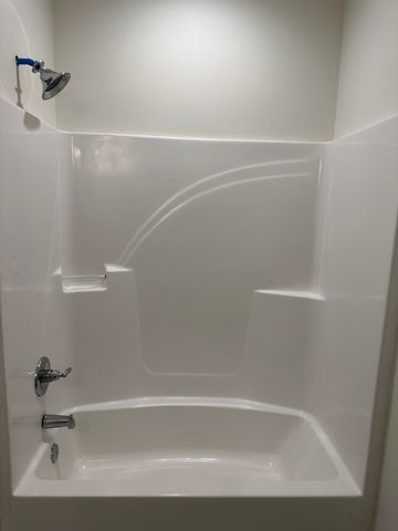 5313 OAKVILLE RANCH DR, Columbia, MO 65201