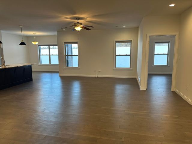 5313 OAKVILLE RANCH DR, Columbia, MO 65201