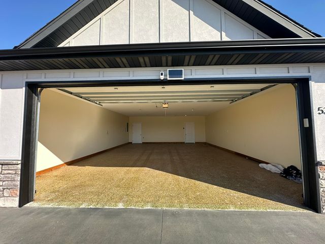 5313 OAKVILLE RANCH DR, Columbia, MO 65201