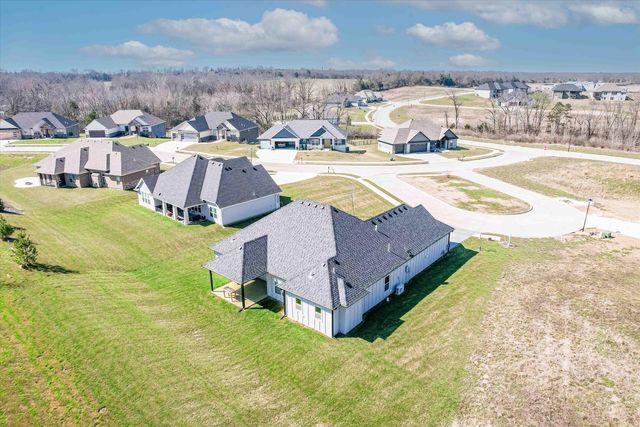 5313 OAKVILLE RANCH DR, Columbia, MO 65201